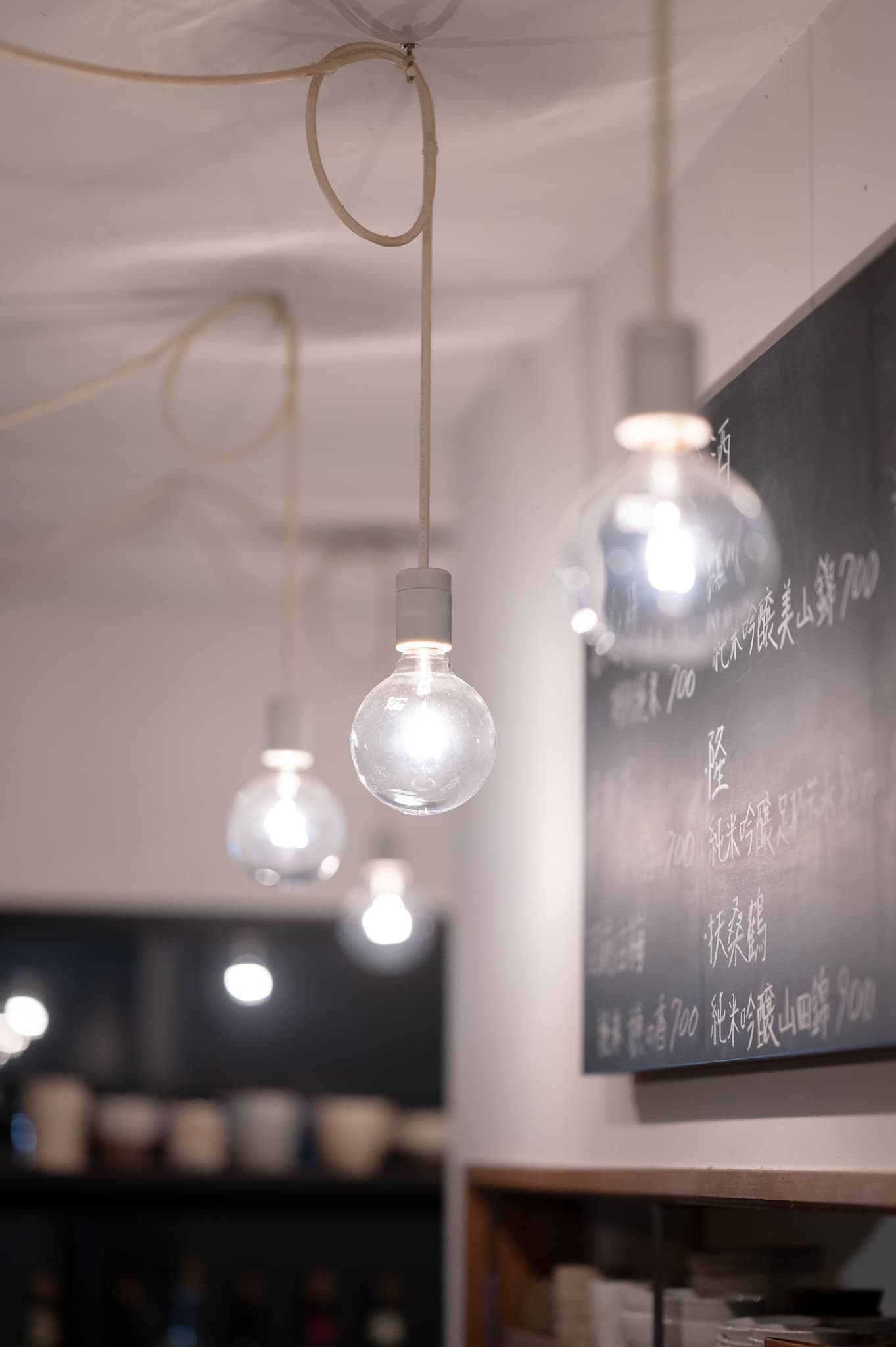 コハクの店内
